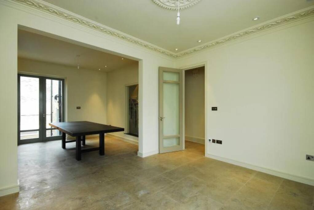 Quintessential Town House Close To Central Londres Exterior foto